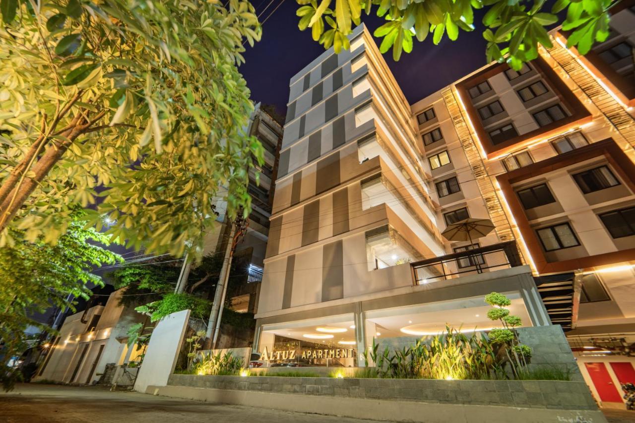 Redliving Apartemen Premium Exclusive Seturan Yogyakarta Exterior photo